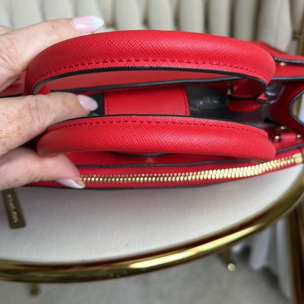 Michael kors karla small crossbody EUC - Picture 6 of 16
